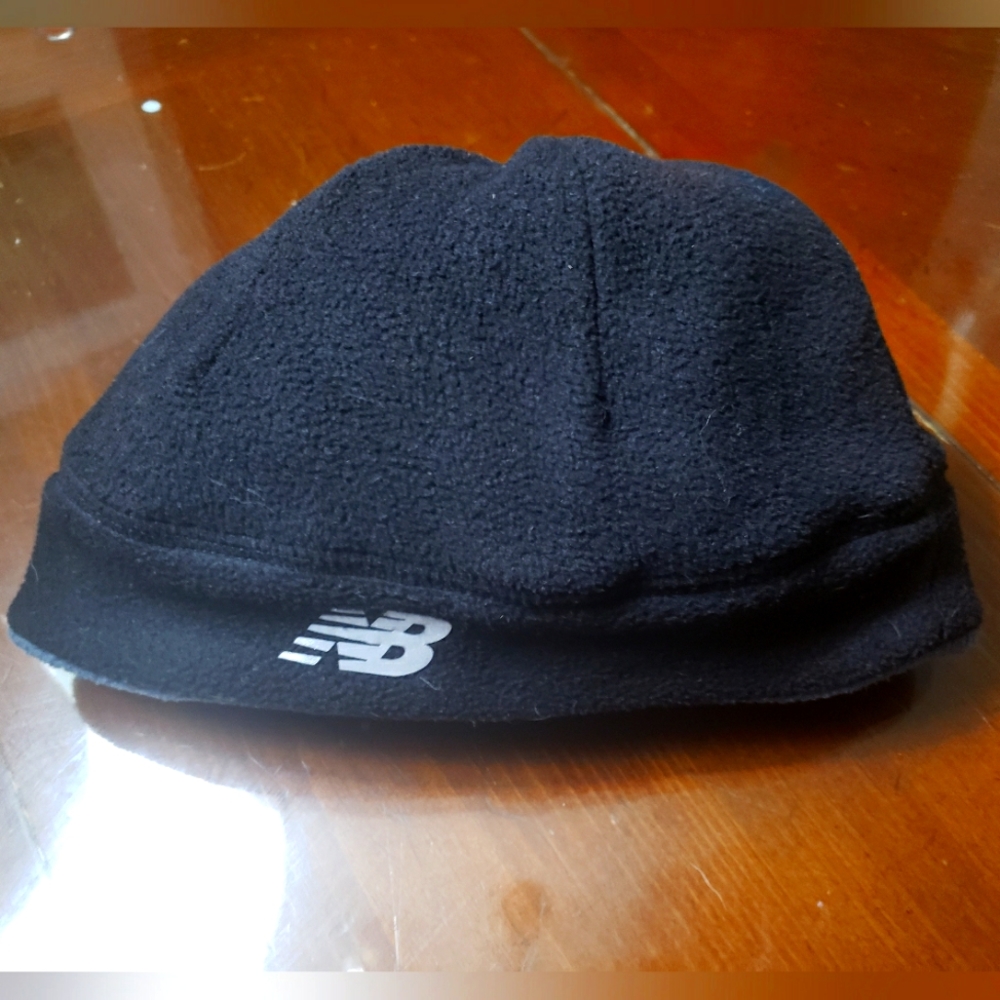 New Balance heavy fleece skull cap hat beanie